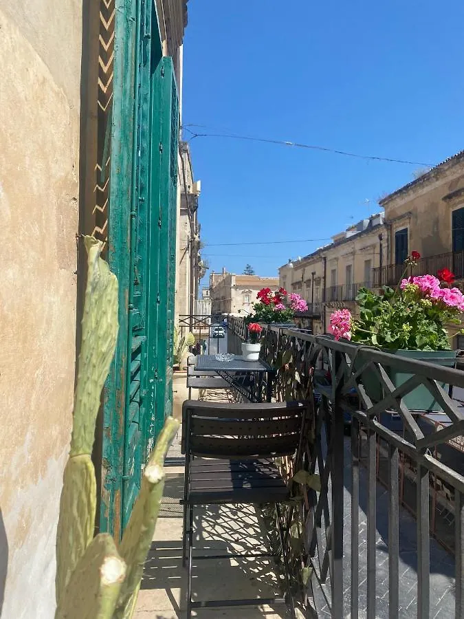 Maison d'hôtes Palazzo Zappata Luxury Room Noto Centro
